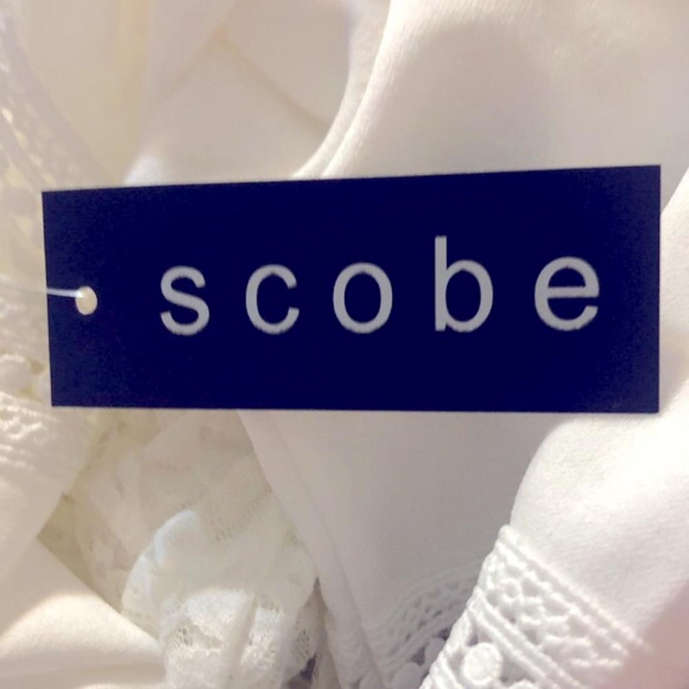 SCOBE brand white lace top short sleeve blouse with lace details size M NWT - Picture 6 of 6